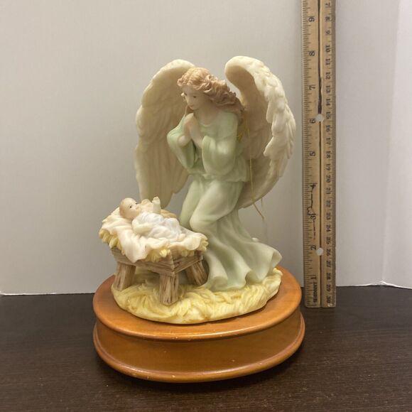 Seraphim Classics Francesca "Loving Guardian" Angel Music Box Figurine 1993 - Picture 11 of 11